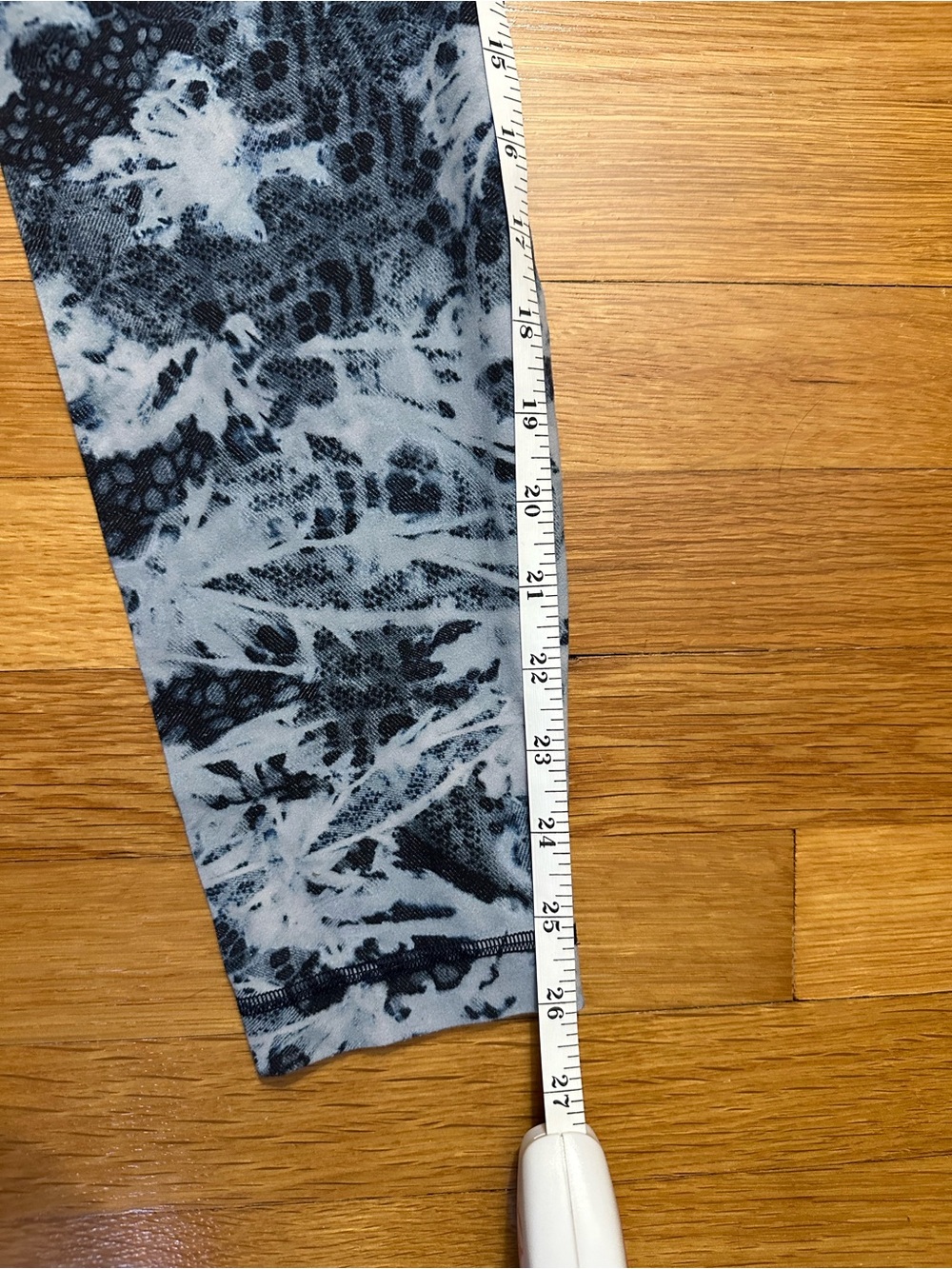 Lululemon Align Pant Engineered
Indigo Lace Starlight Multi Align Pant size 12 - Picture 3 of 7